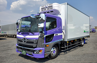 4t冷蔵冷凍ゲート車